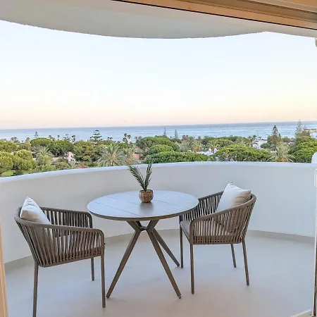 Boutique With Sea Views In