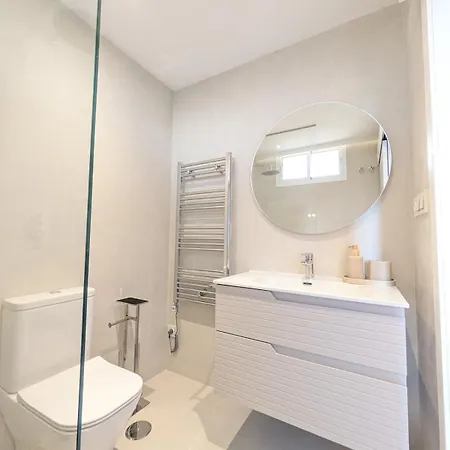 Boutique With Sea Views In * Marbella